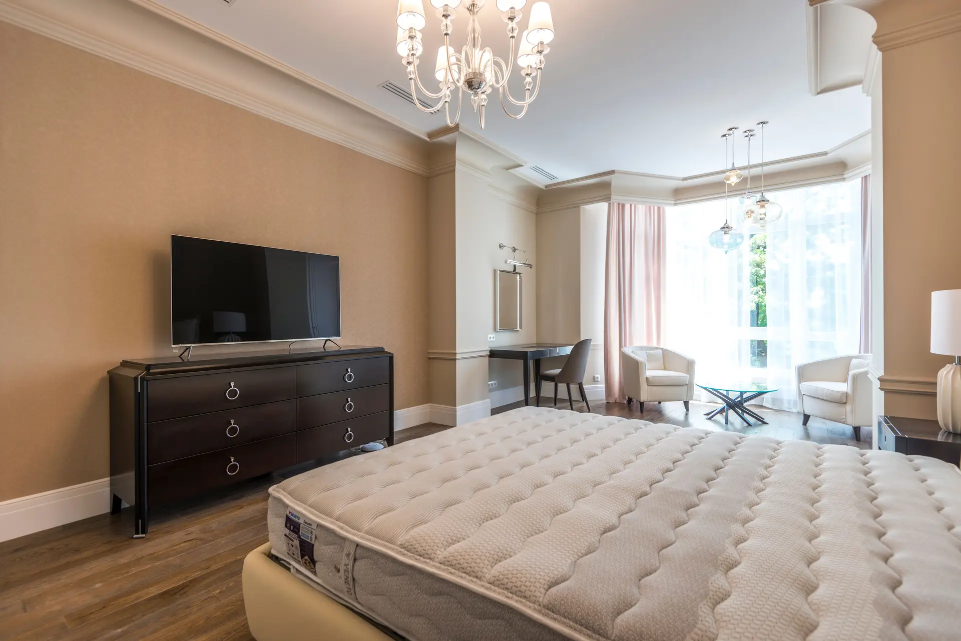 Luxury Hotel Suite